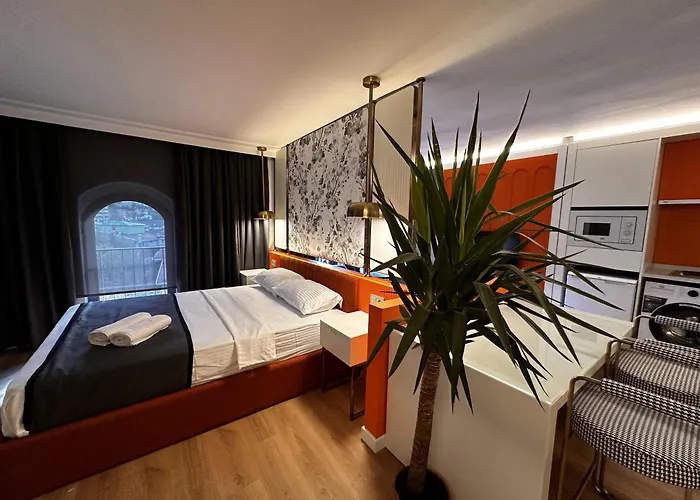 Otto Tunali Exclusive * Ankara