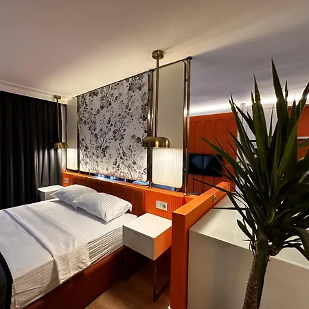 Otto Tunali Exclusive Ankara