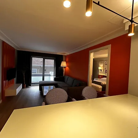 Otto Tunali Exclusive