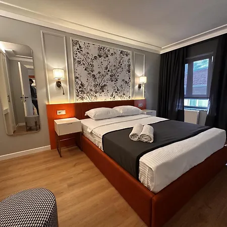 Otto Tunali Exclusive * Ankara