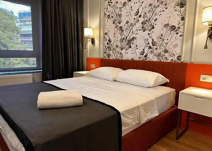 Otto Tunali Exclusive * アンカラ