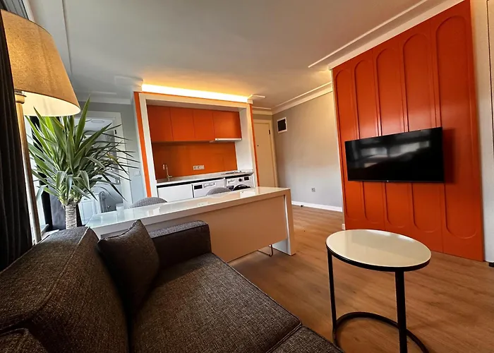 Otto Tunali Exclusive *