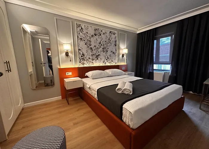 Otto Tunali Exclusive * アンカラ