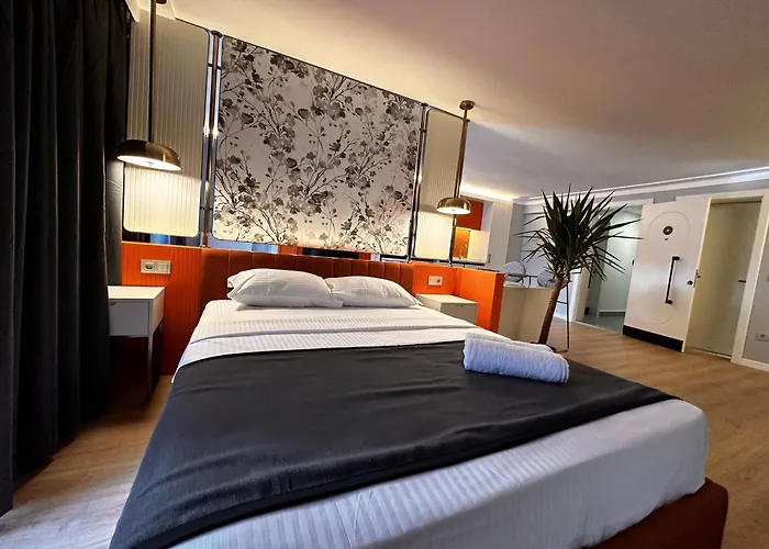 Otto Tunali Exclusive Ankara