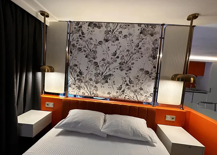 Otto Tunali Exclusive